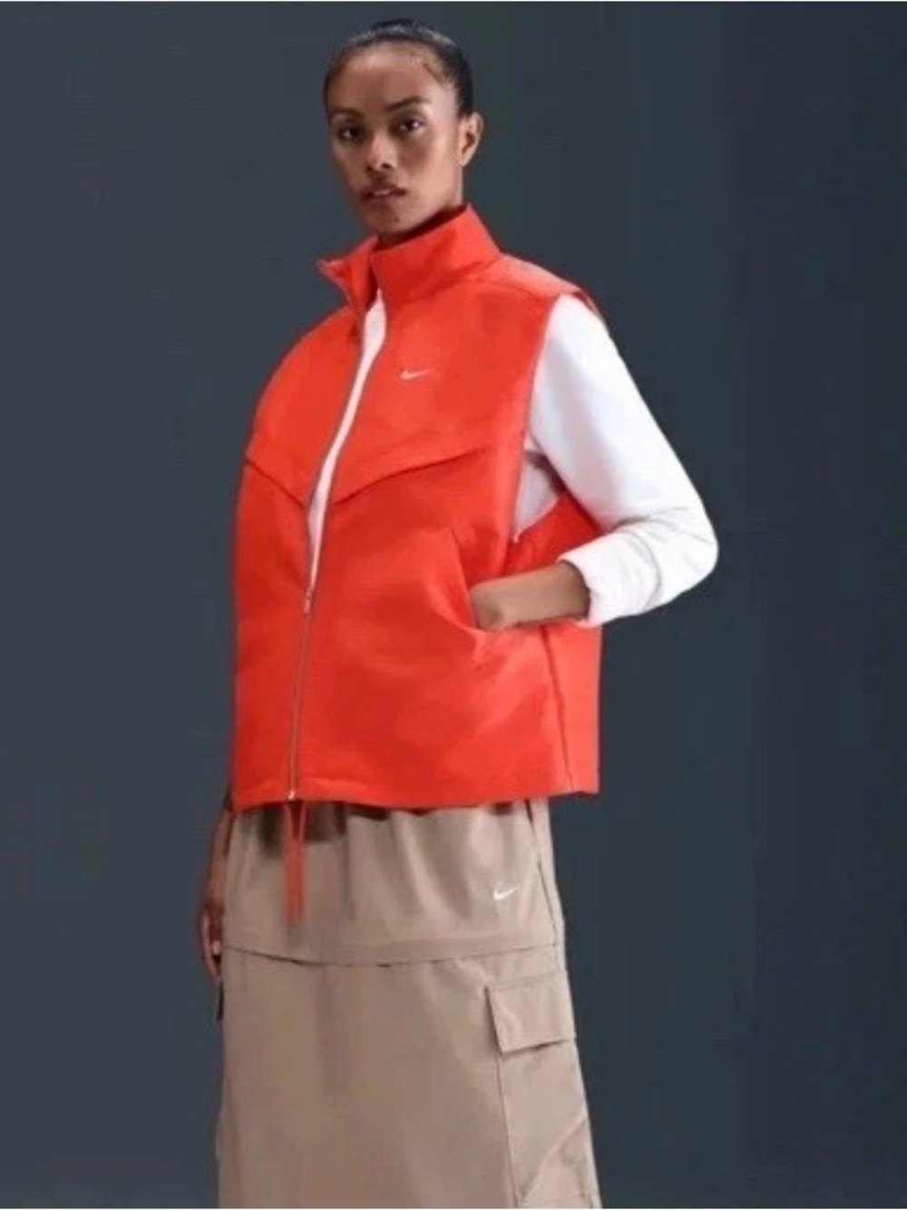 Nike Sportswear Windrunner Shine Vest Picante Red Women's size M RARE